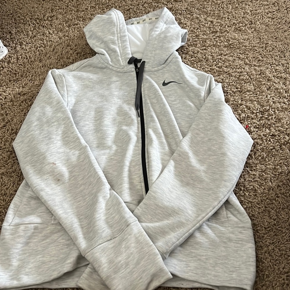 women’s nike zip up